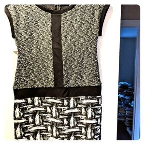 Ann Taylor sz 2 modern knee length dress